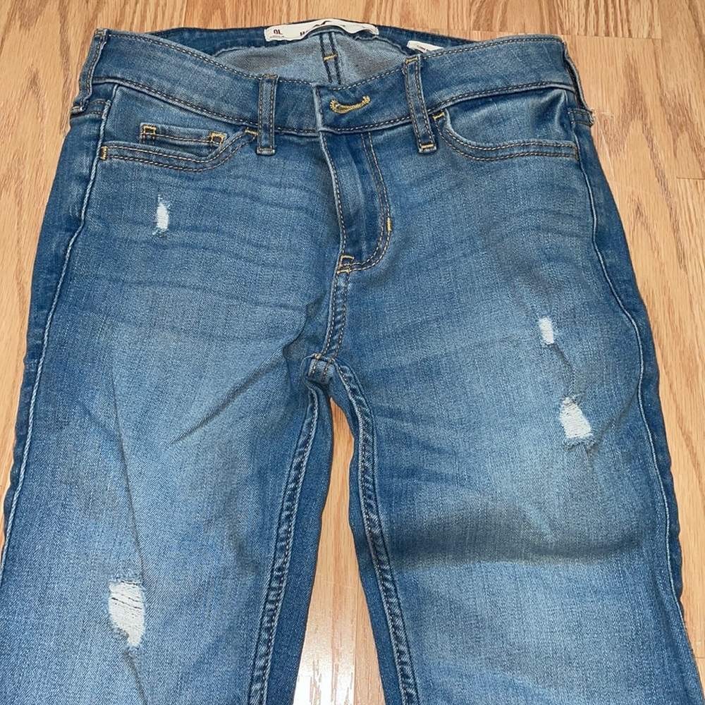 Hollister light wash low rise super skinny jeans size:0L